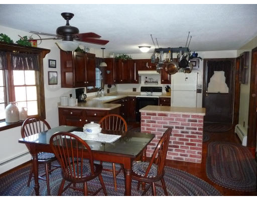 161 Fiskdale Road Brookfield, MA 01506 - Photo 6 of 30 Gallery Image 6