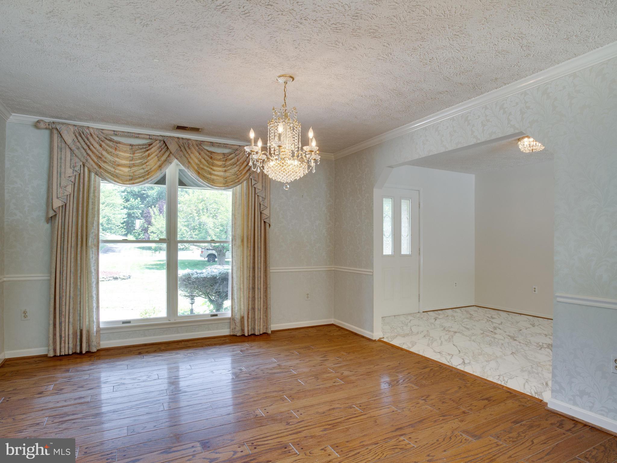 3060 Hickory Ridge Road Dunkirk, MD 20754 - Photo 21 of 29 Living Room