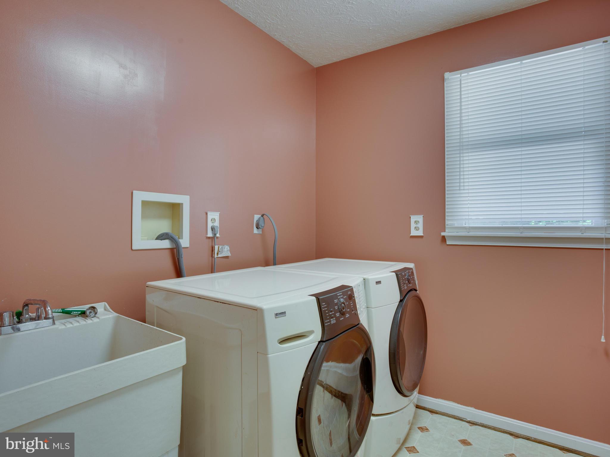 3060 Hickory Ridge Road Dunkirk, MD 20754 - Photo 26 of 29 Laundry room