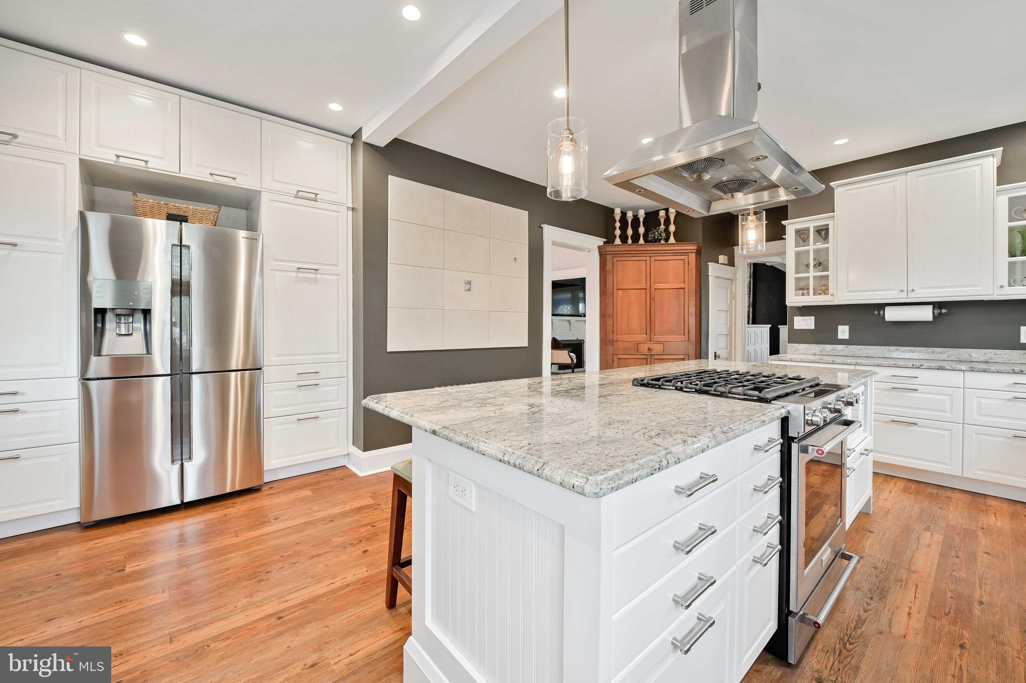 6422 Sherwood Road Baltimore, MD 21239 - Photo 19 of 48 Kitchen