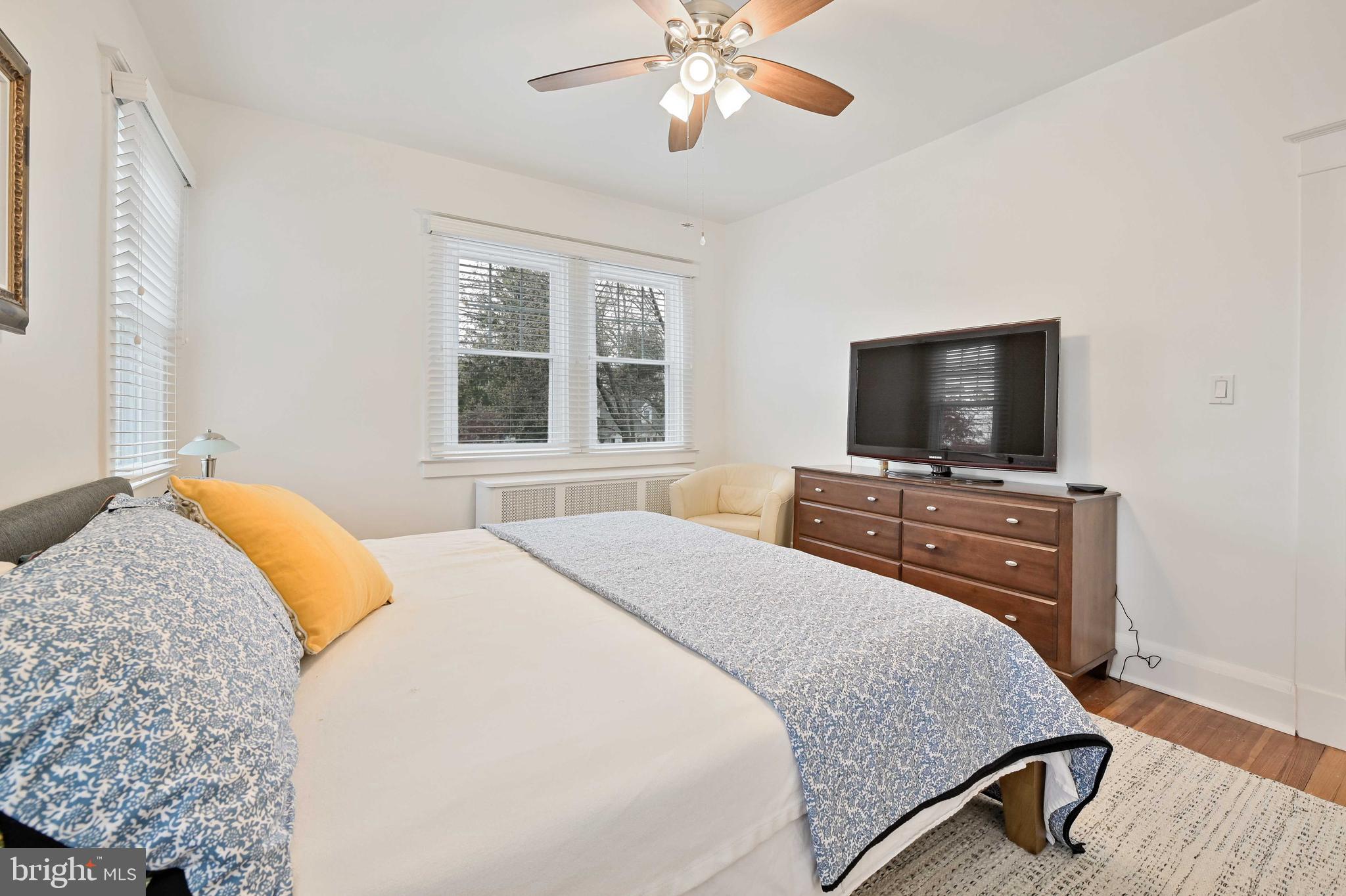 6422 Sherwood Road Baltimore, MD 21239 - Photo 26 of 48 Primary Bedroom