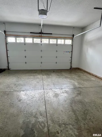 a view of a garage
