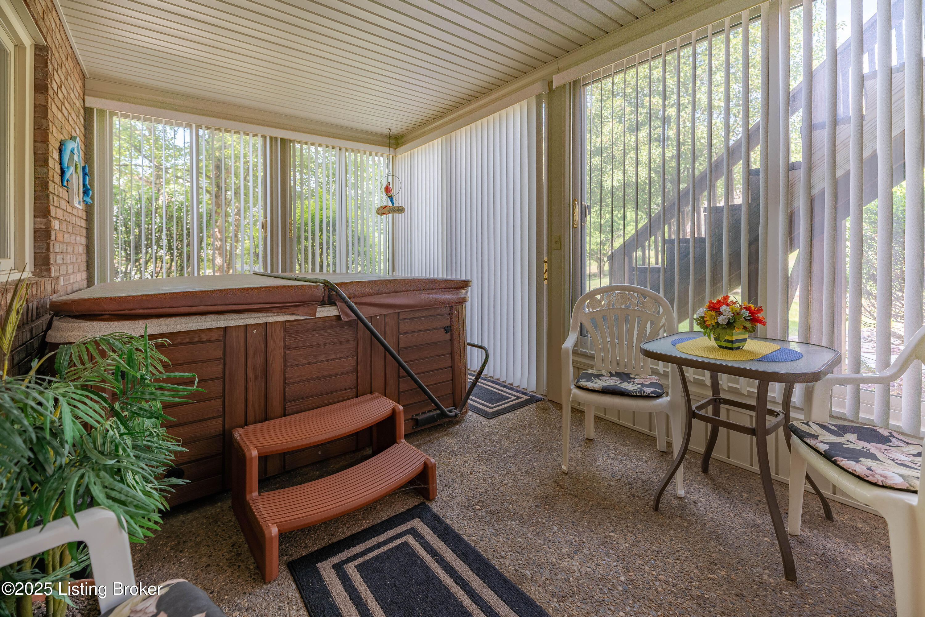 7302 Austinwood Road Louisville, KY 40214 - Photo 26 of 38 DSC08460-HDR
