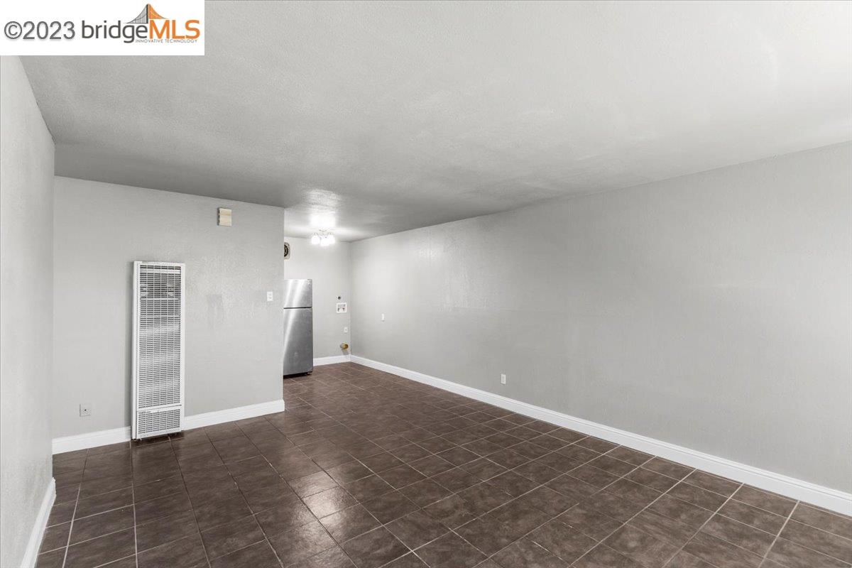 1813 63rd Street, Unit A Berkeley, CA 94703 - Photo 15 of 37 a view of an empty room