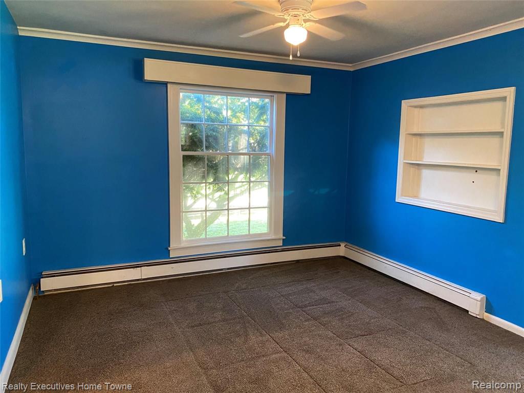 7961 Lakeshore Road Fort Gratiot, MI 48059 - Photo 13 of 37