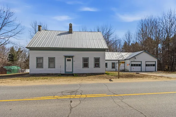 $255,000 | 982 King Street, Oxford, ME 04270