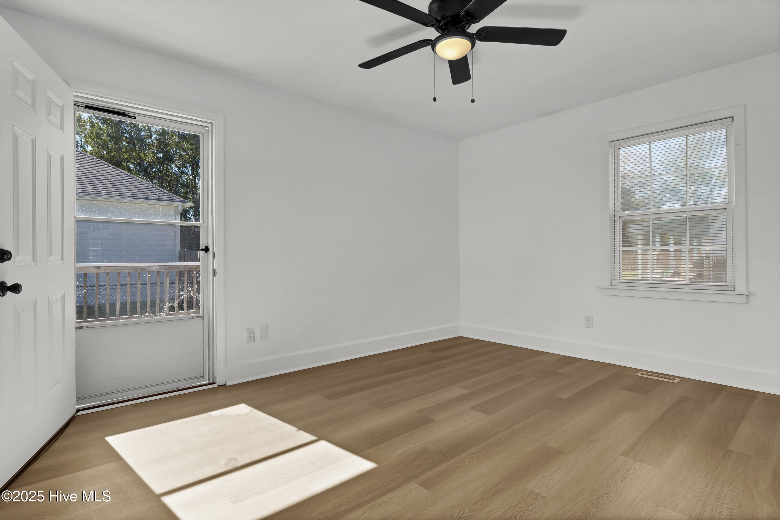 3521 Middle Sound Loop Road Wilmington, NC 28411 - Photo 15 of 35 019_p2655514_465