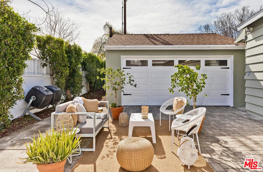 3692 Grayburn Road Pasadena, CA 91107 - Photo 14 of 35
