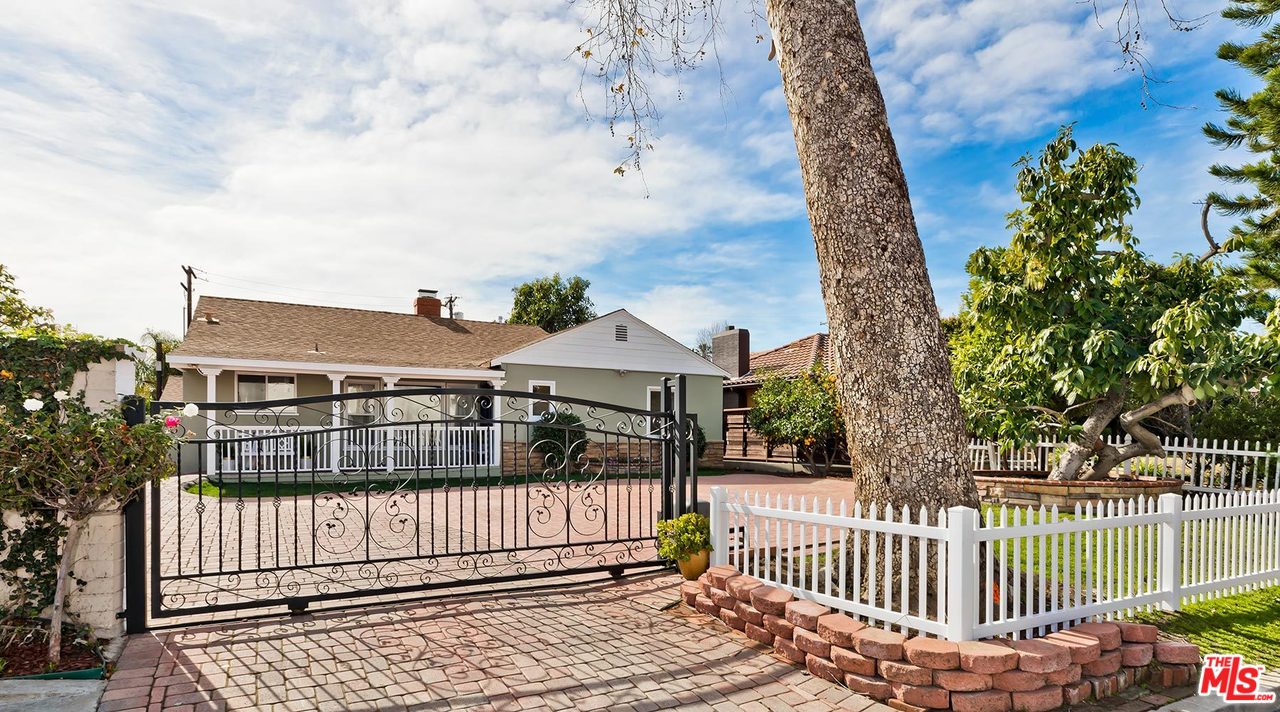 3692 Grayburn Road Pasadena, CA 91107 - Photo 3 of 35