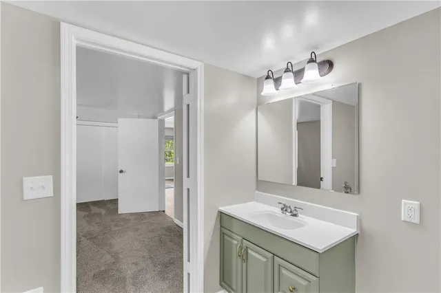 $149,500 | 34 Agnes Lane, Lacygne, KS 66040