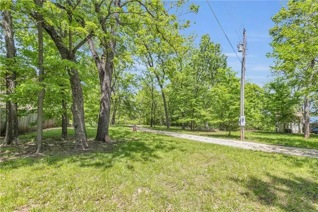 $149,500 | 34 Agnes Lane, Lacygne, KS 66040