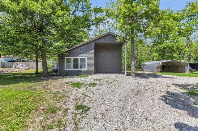 $149,500 | 34 Agnes Lane, Lacygne, KS 66040