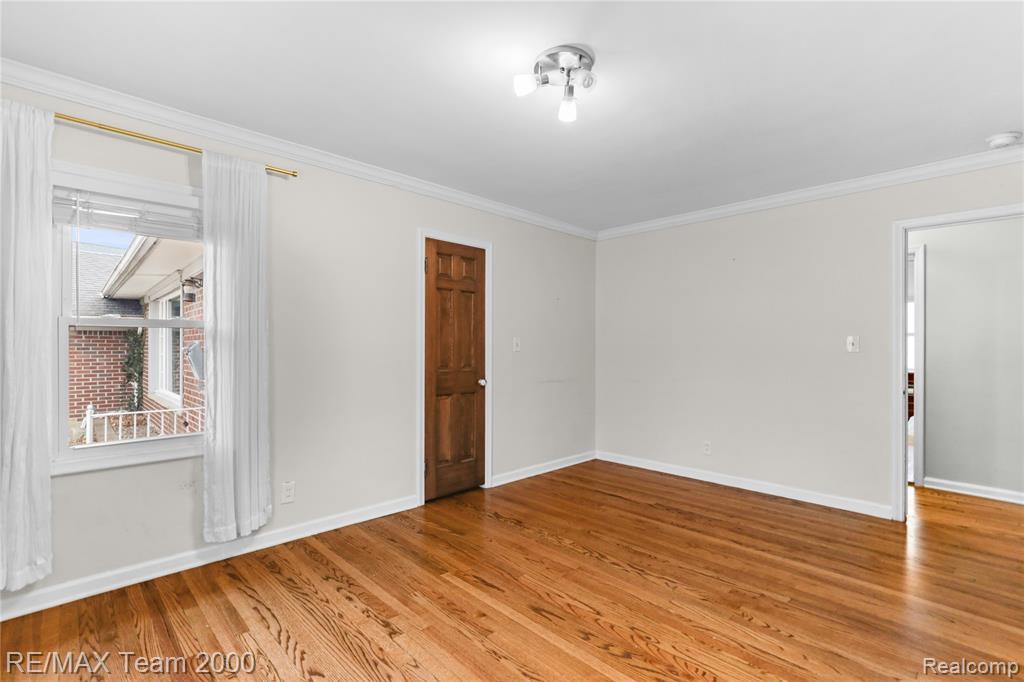 1445 Belmont Street Dearborn, MI 48128 - Photo 10 of 33