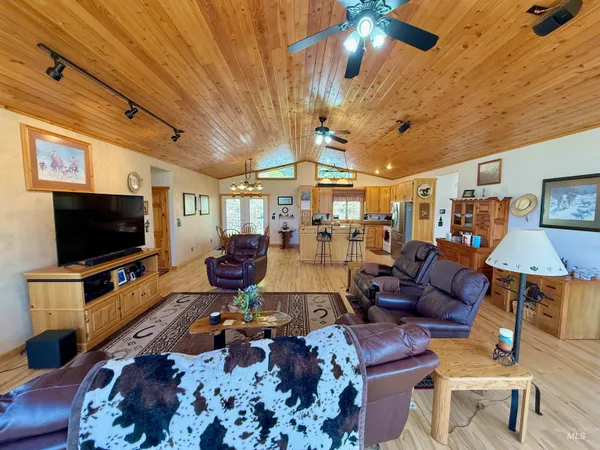 $815,000 | 263 Sill Creek Road, Stites, ID 83552