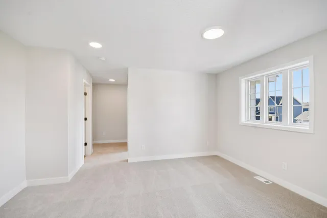 $689,900 | 6135 Harkness Lane South, Cottage Grove, MN 55016