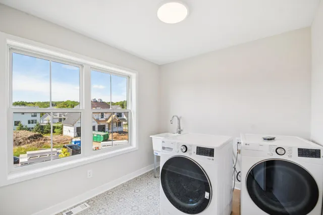 $689,900 | 6135 Harkness Lane South, Cottage Grove, MN 55016