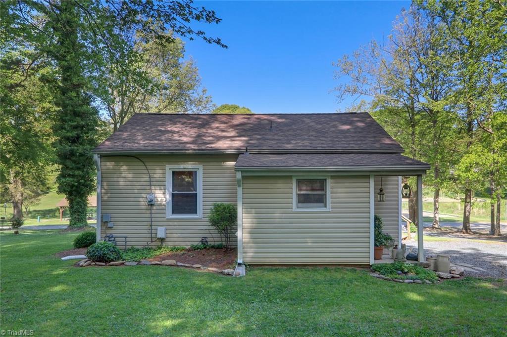 817 Spring Street Reidsville, NC 27320 - Photo 15 of 20 Gallery Image 15