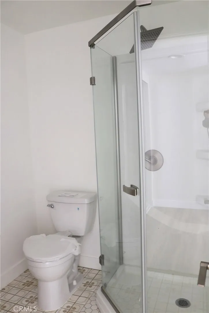 22139 Rashdall Avenue, Unit 1/4 Carson, CA 90745 - Photo 6 of 8