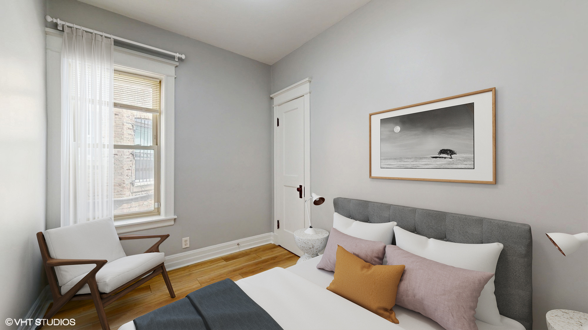 5237 South Michigan Avenue, Unit 1N Chicago, IL 60615 - Photo 34 of 47 a living room with furniture and a window