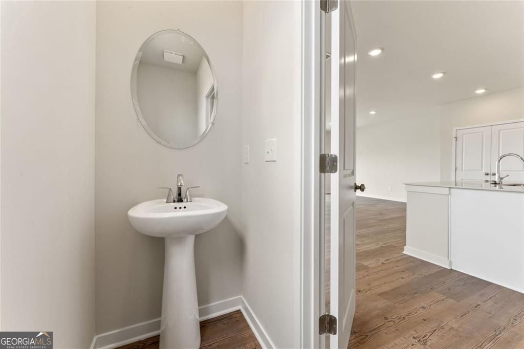 1331 Farmers Loop Marietta, GA 30008 - Photo 14 of 23