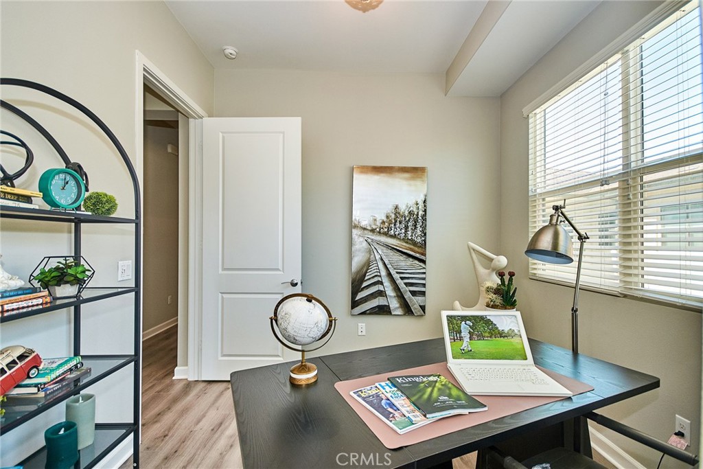 189 Follyhatch Irvine, CA 92618 - Photo 19 of 36