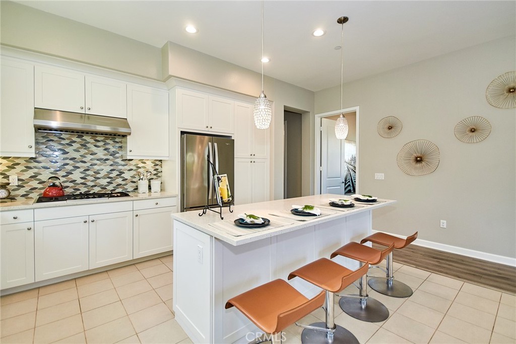 189 Follyhatch Irvine, CA 92618 - Photo 9 of 36