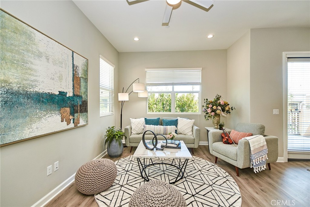 189 Follyhatch Irvine, CA 92618 - Photo 10 of 36