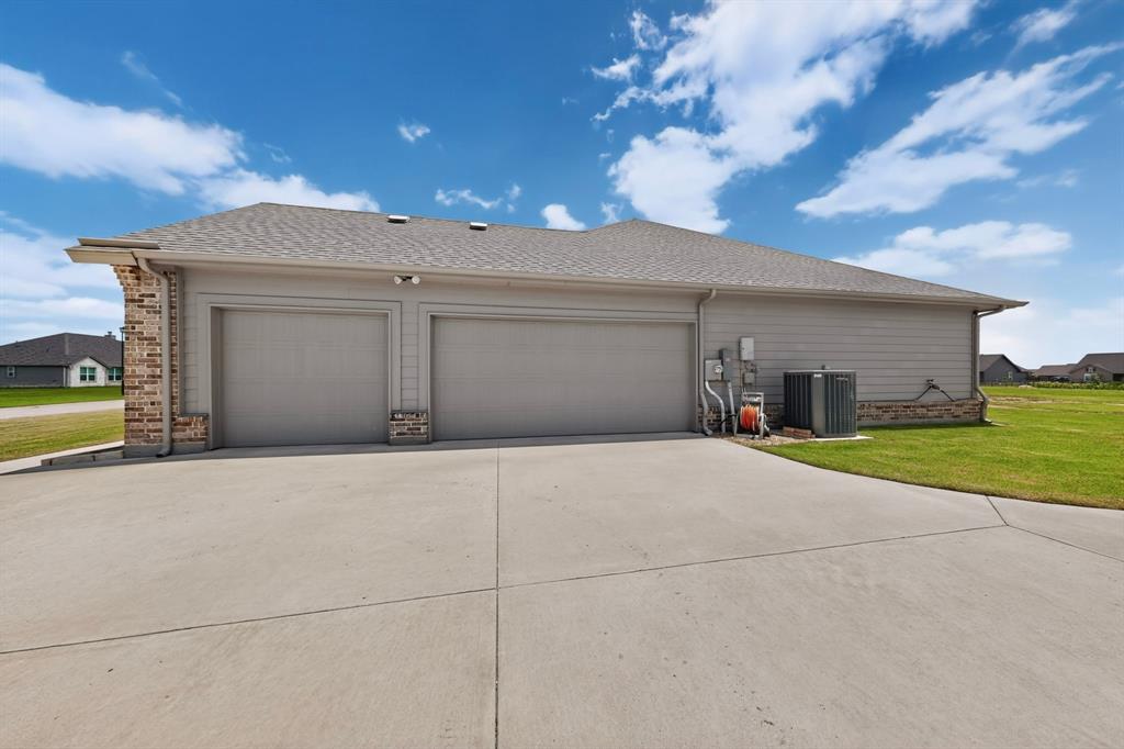 2721 Burr Oak Road Terrell, TX 75161 - Photo 37 of 40