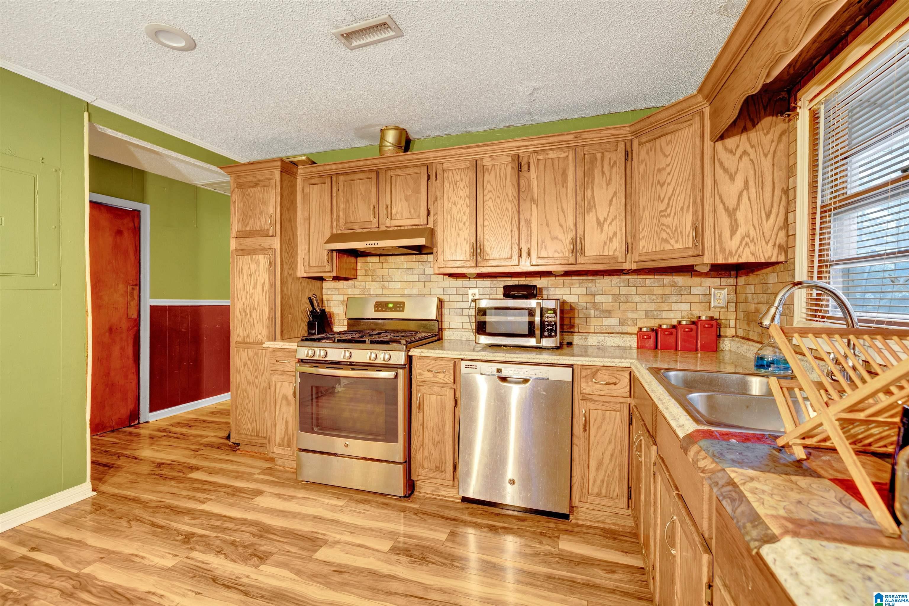 307 Woodward Road Birmingham, AL 35228 - Photo 18 of 35