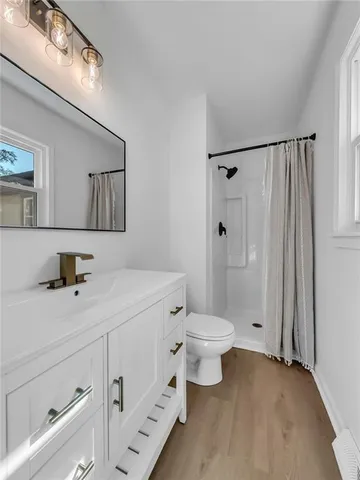 $289,000 | 7705 Wallace Avenue, Kansas City, MO 64138