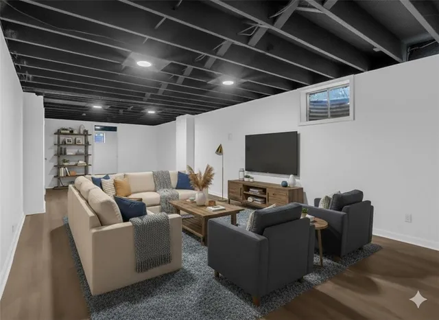 $289,000 | 7705 Wallace Avenue, Kansas City, MO 64138