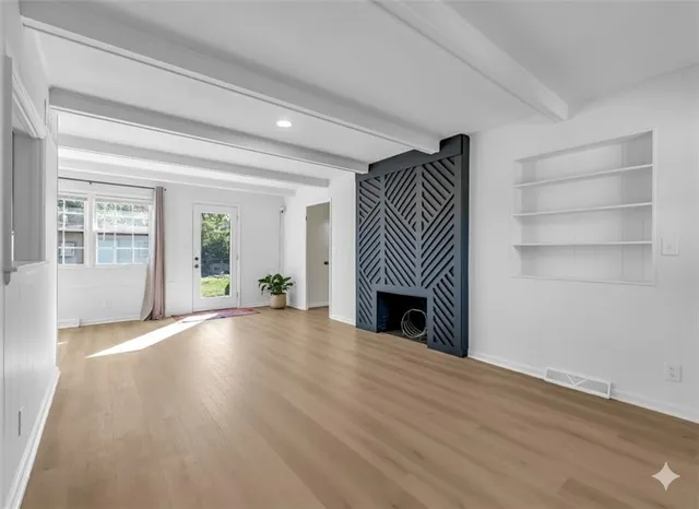 $289,000 | 7705 Wallace Avenue, Kansas City, MO 64138