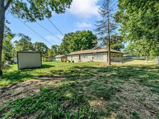 $289,000 | 7705 Wallace Avenue, Kansas City, MO 64138