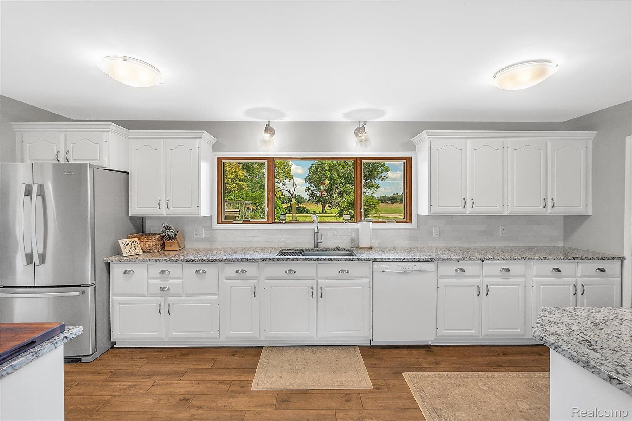 678 Darwin Road Pinckney, MI 48169 - Photo 13 of 43 Kitche