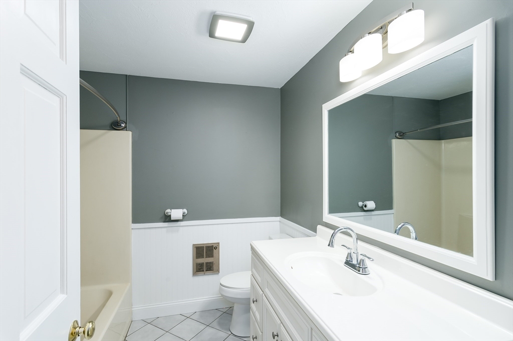 242 Monson Turnpike Road Ware, MA 01082 - Photo 13 of 40 Gallery Image 13