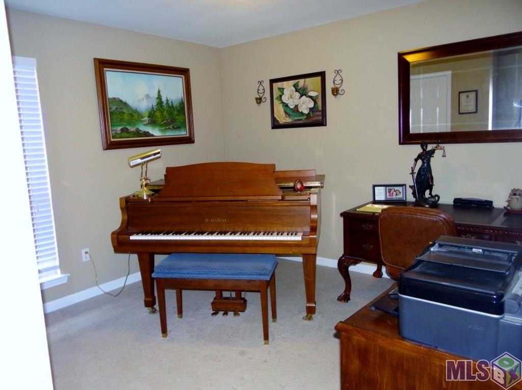 9421 Lockhart Road Denham Springs, LA 70726 - Photo 12 of 16 Gallery Image 12