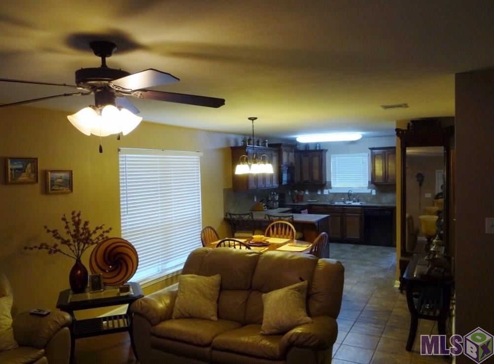 9421 Lockhart Road Denham Springs, LA 70726 - Photo 6 of 16 Gallery Image 6