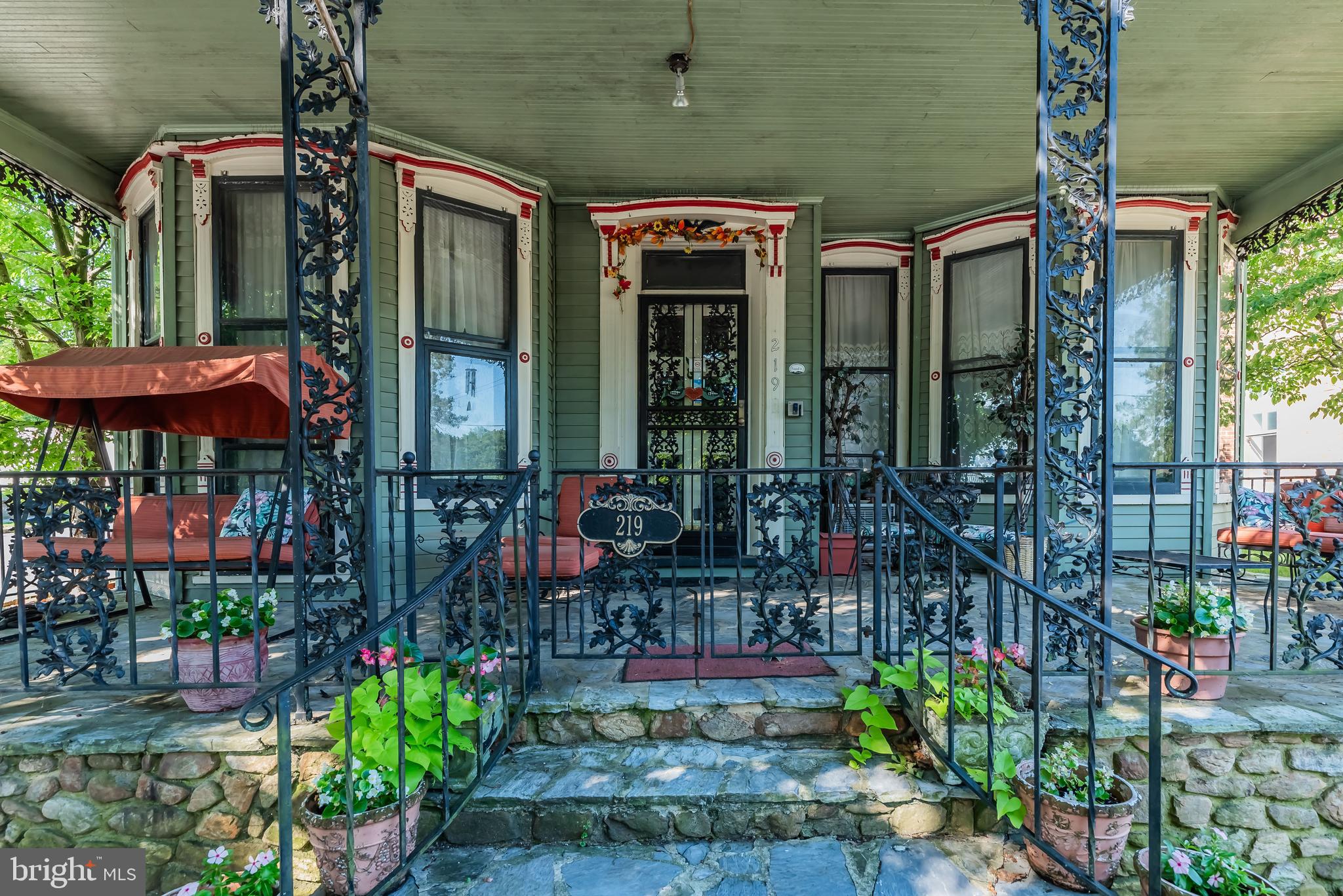219 Front Street Boiling Springs, PA 17007 - Photo 4 of 63 Gallery Image 4