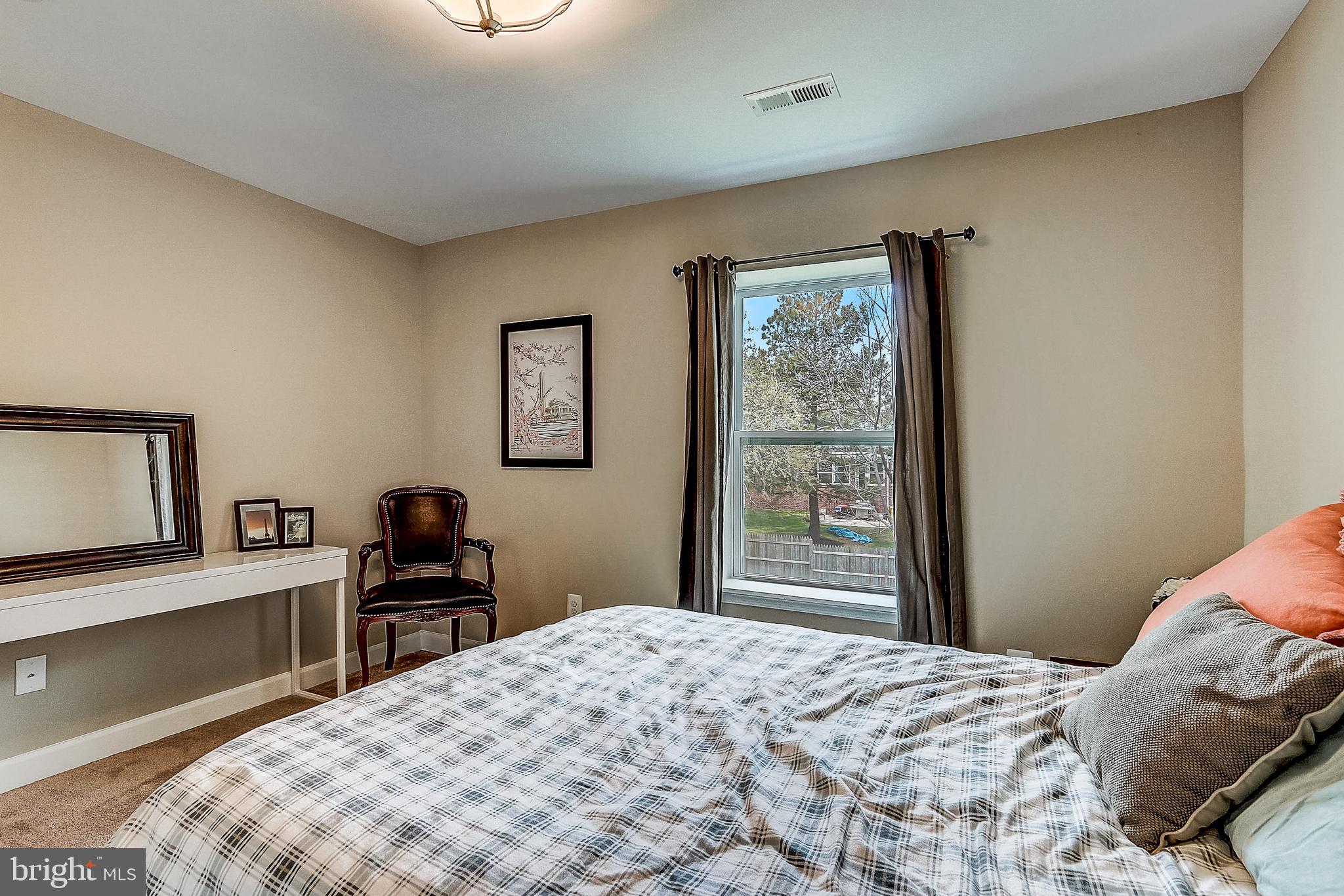 7816 Harbor Road Pasadena, MD 21122 - Photo 39 of 58 Gallery Image 39