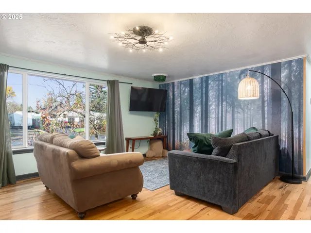 $485,000 | 2115 Arthur Street, Eugene, OR 97405