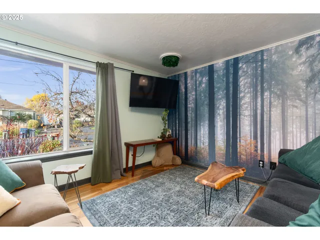 $485,000 | 2115 Arthur Street, Eugene, OR 97405