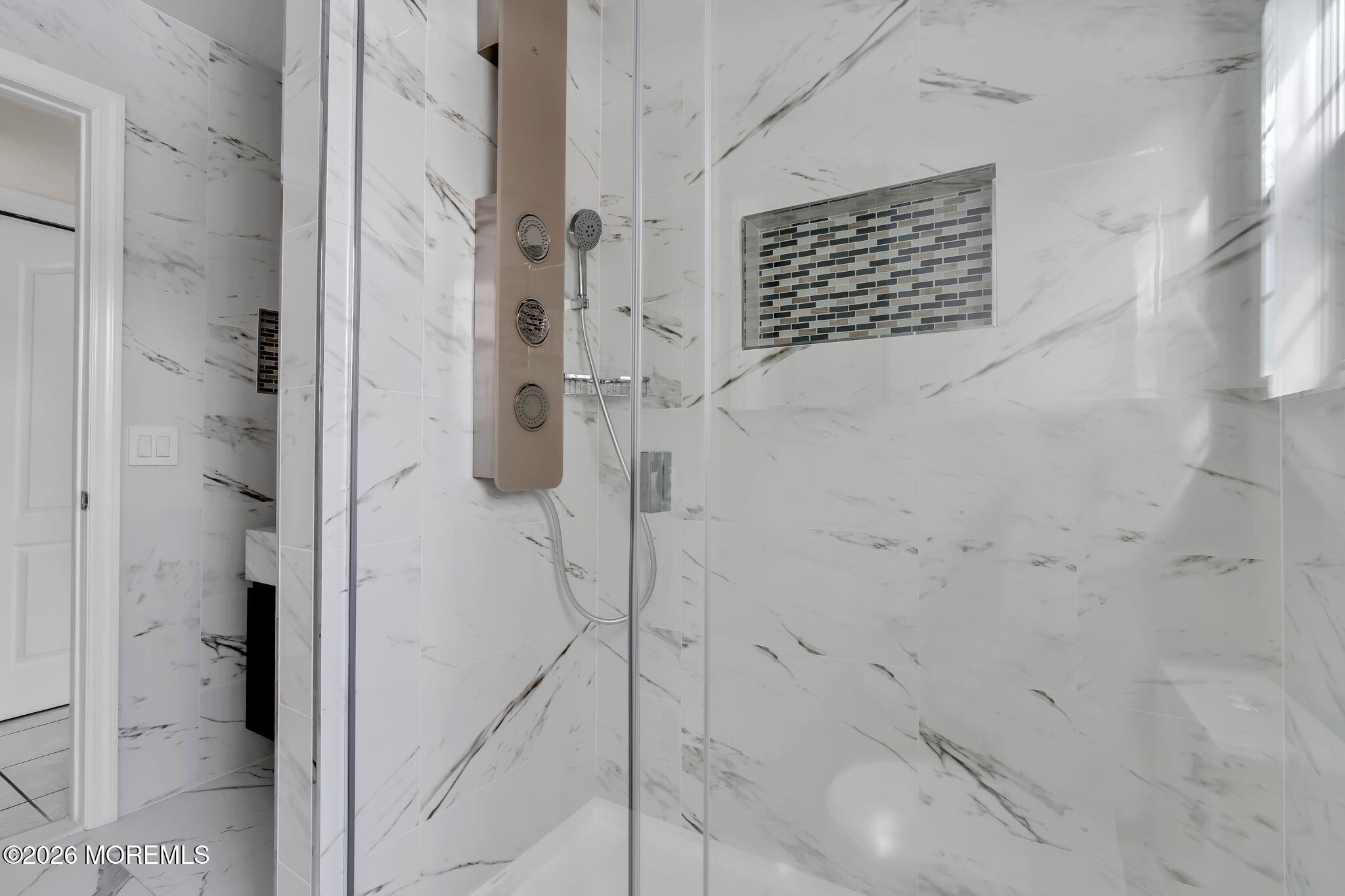 482 Meadowood Road Jackson, NJ 08527 - Photo 26 of 51 a bathroom with a shower