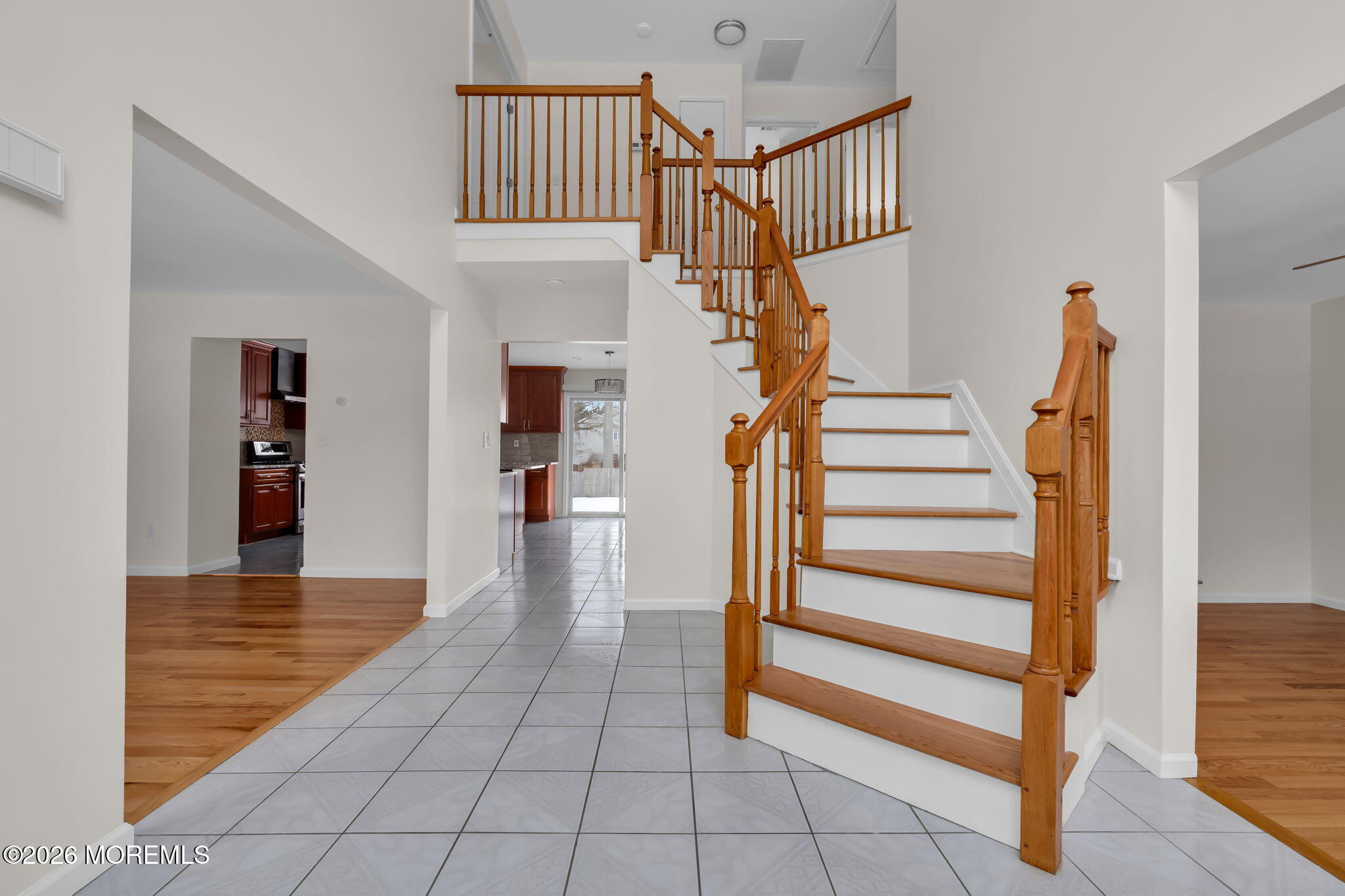 482 Meadowood Road Jackson, NJ 08527 - Photo 4 of 51 2-Story Entry Foyer