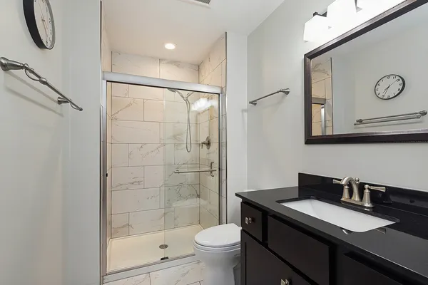 $325,000 | 7737 Golf Drive, Unit 303, Palos Heights, IL 60463