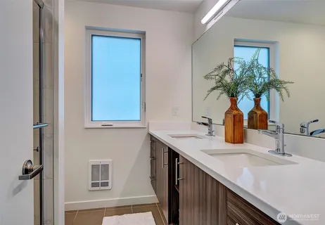 $806,550 | 1536 17th Avenue South, Unit A, Seattle, WA 98144