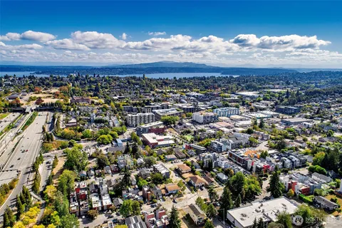 $806,550 | 1536 17th Avenue South, Unit A, Seattle, WA 98144
