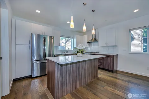 $806,550 | 1536 17th Avenue South, Unit A, Seattle, WA 98144