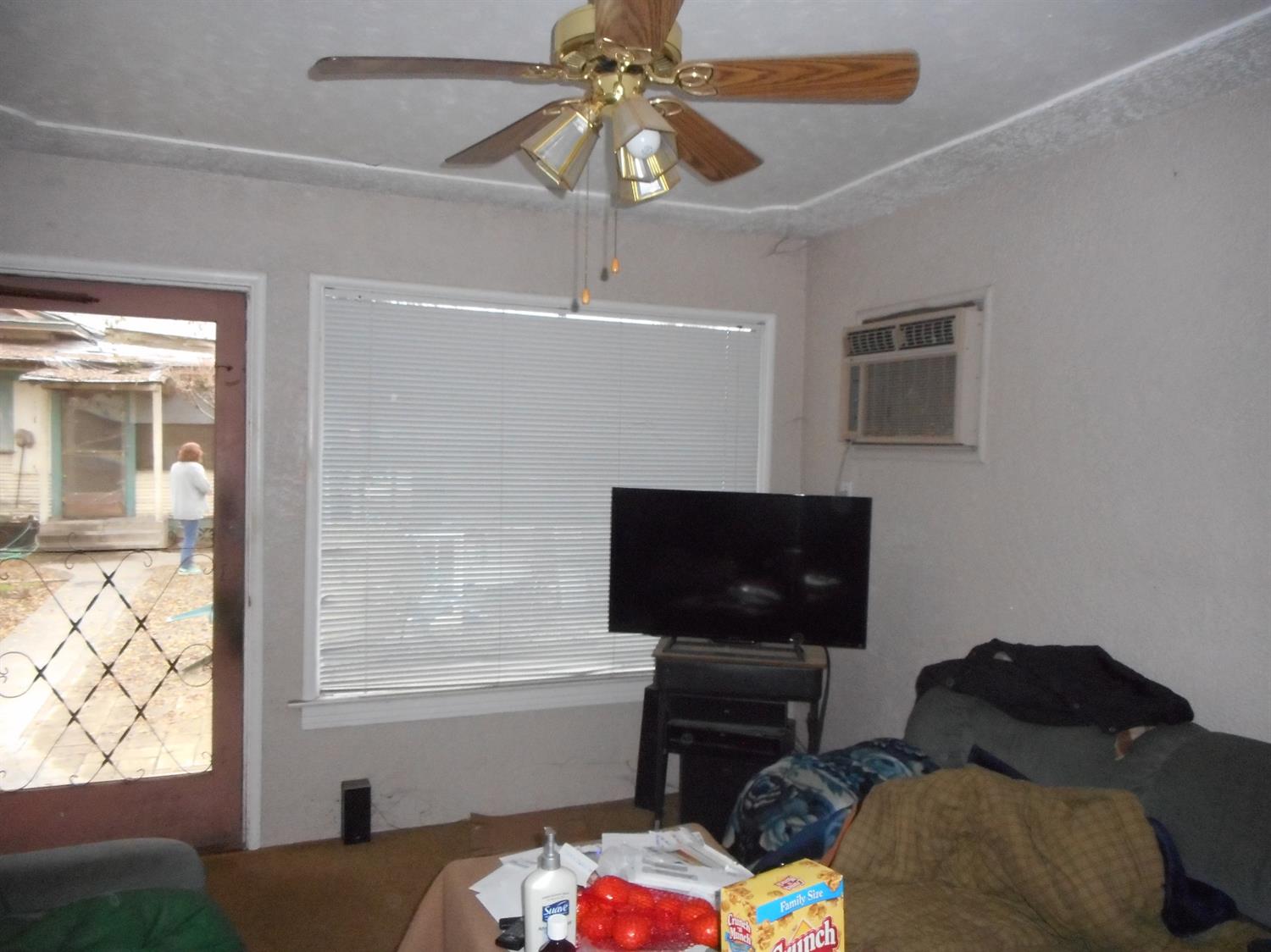 715 G Street Reedley, CA 93654 - Photo 40 of 51