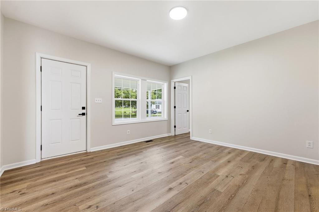 1202 Ridge Avenue Eden, NC 27288 - Photo 5 of 30