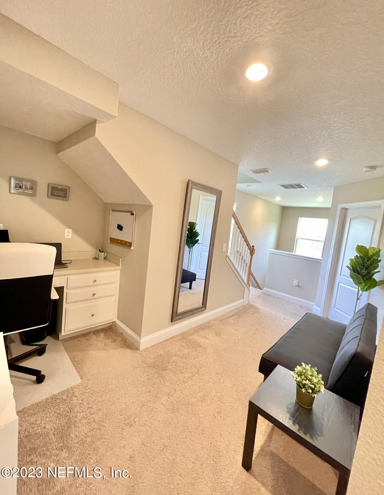 207 Silver Creek Place St. Augustine, FL 32095 - Photo 15 of 32 a living room with furniture